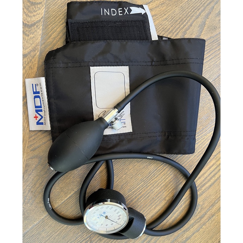 MDF Calibra Pocket Aneroid Sphygmomanometer Blood Pressure Monitor - New no box